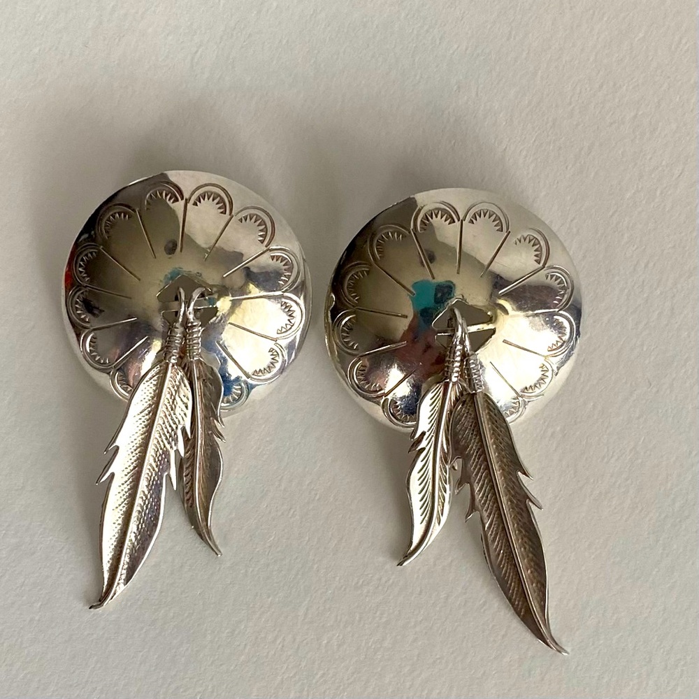 Vintage Native American Concho and Feather Silver tone Post Earrings.